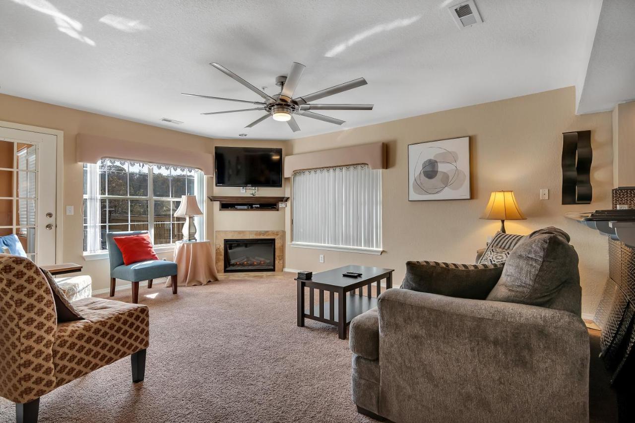 Family Friendly Condo At Diamond Resorts! Брэнсон Экстерьер фото